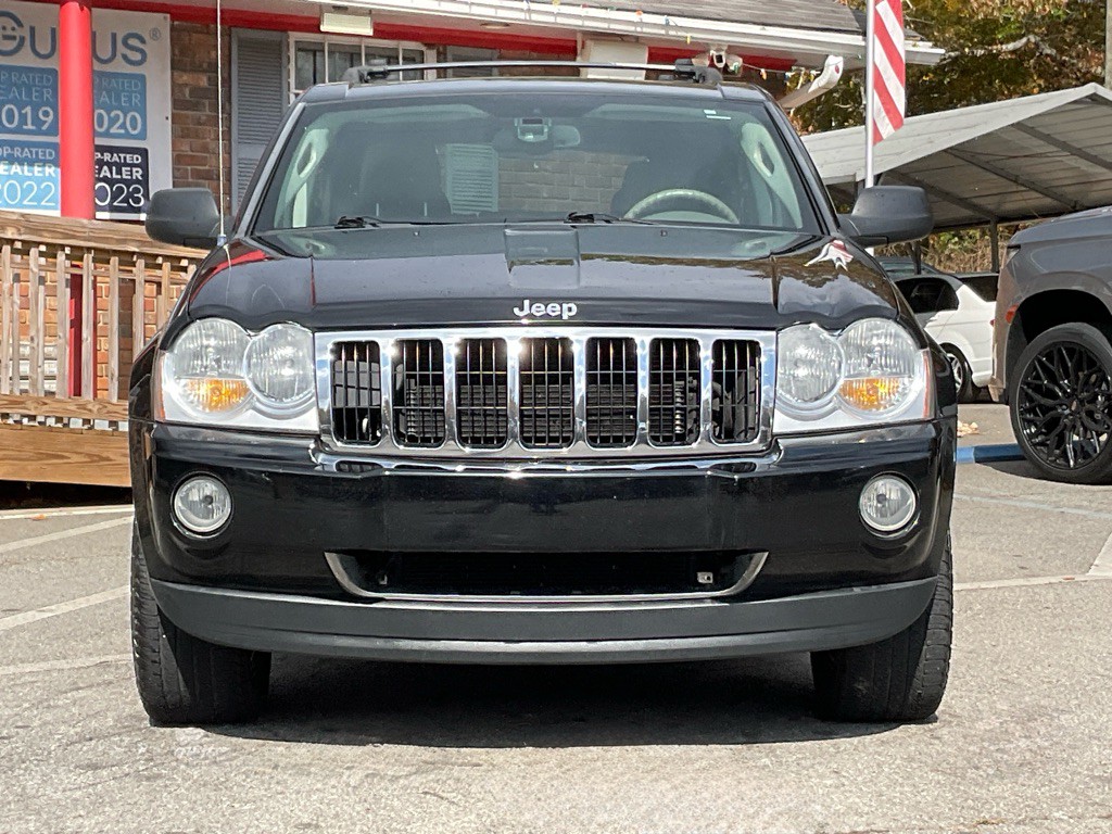 2006 Jeep Grand Cherokee Image 2