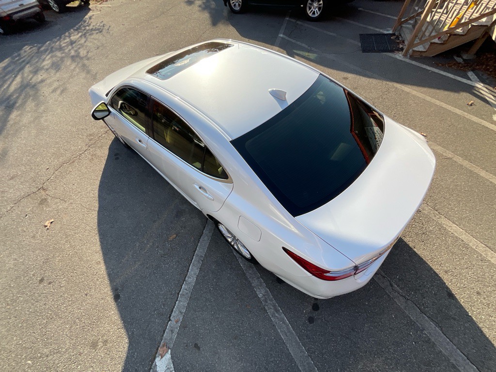 2015 Lexus ES 350 Image 10