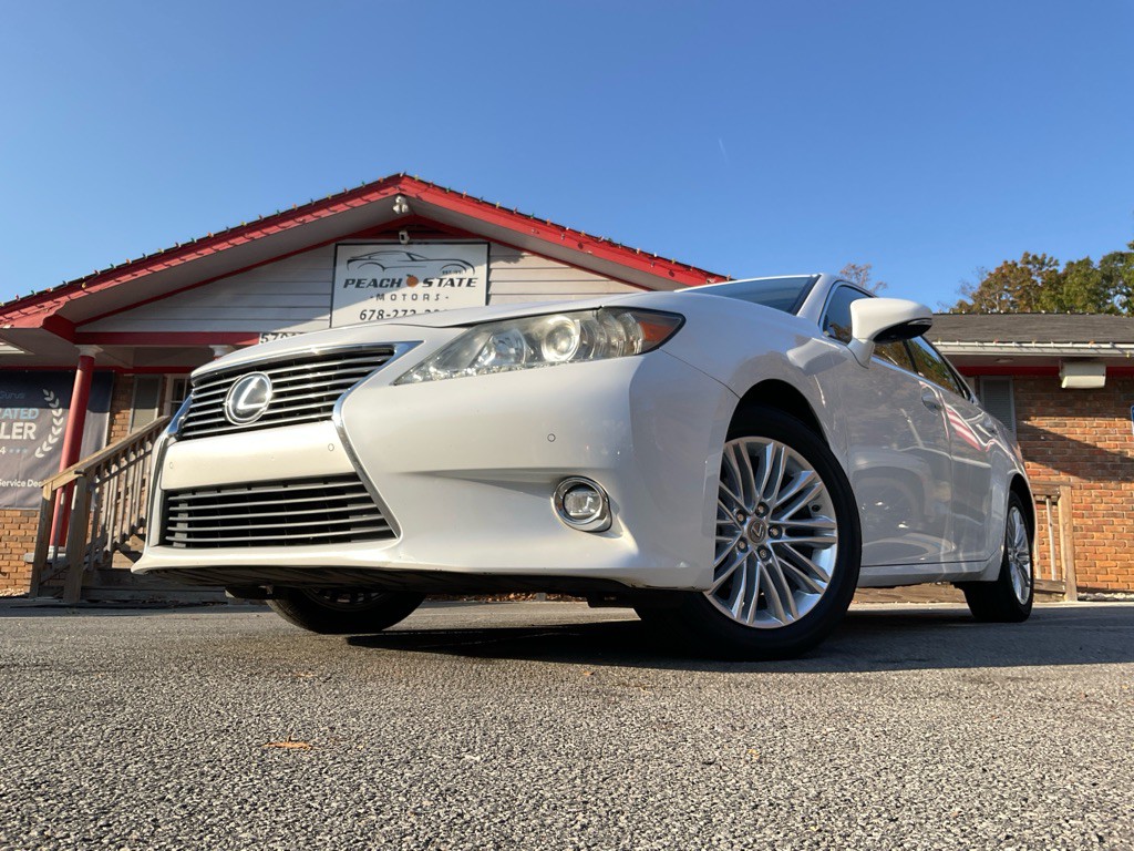 2015 Lexus ES 350 Image 45