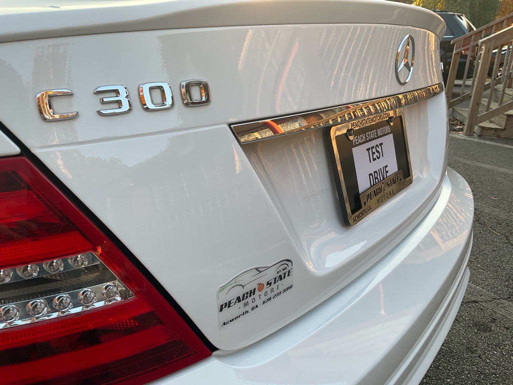 2014 Mercedes-Benz C-Class Image 9