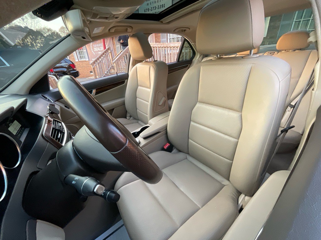 2014 Mercedes-Benz C-Class Image 16