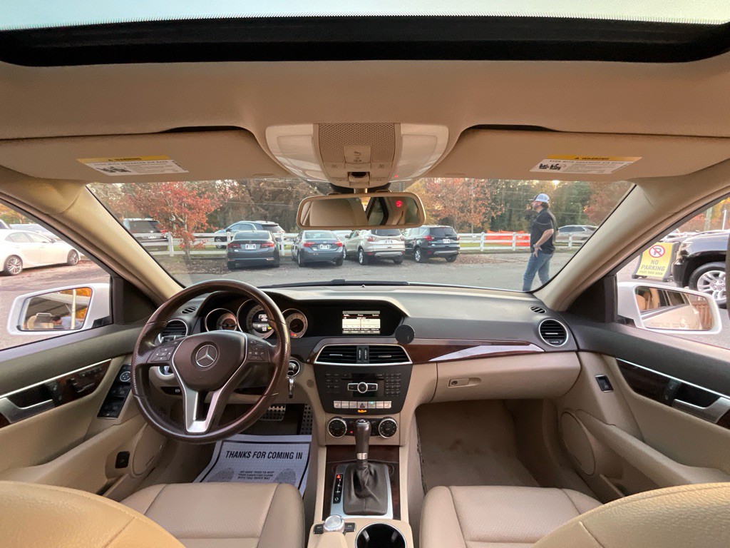 2014 Mercedes-Benz C-Class Image 20