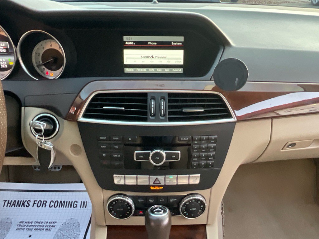 2014 Mercedes-Benz C-Class Image 22