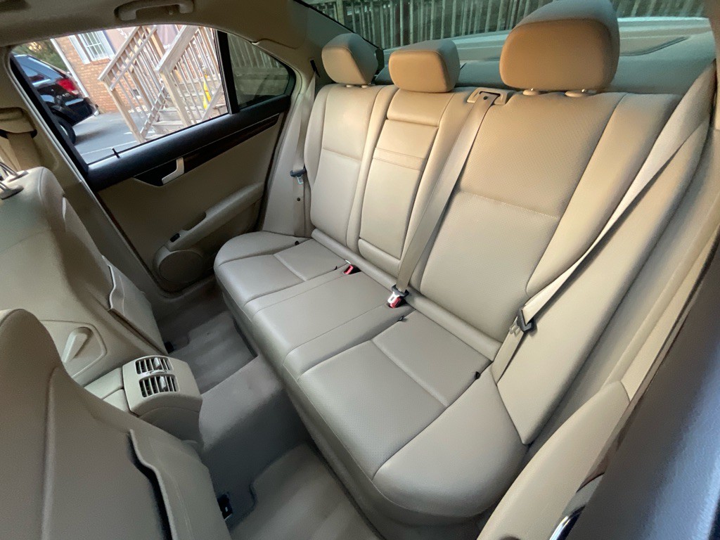 2014 Mercedes-Benz C-Class Image 29