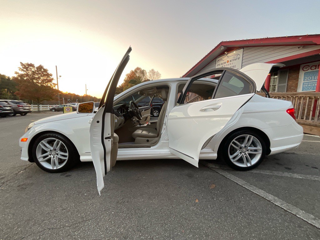 2014 Mercedes-Benz C-Class Image 36
