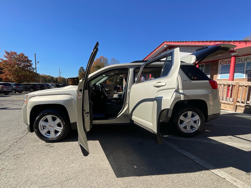 2014 GMC Terrain Image 38