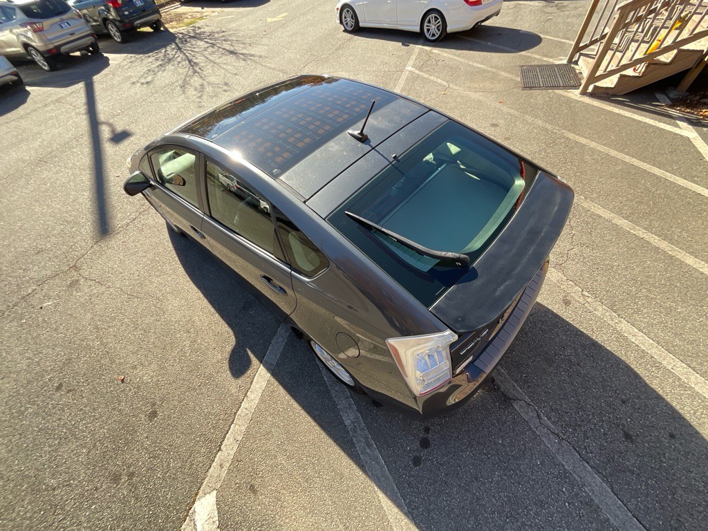 2010 Toyota Prius Image 12