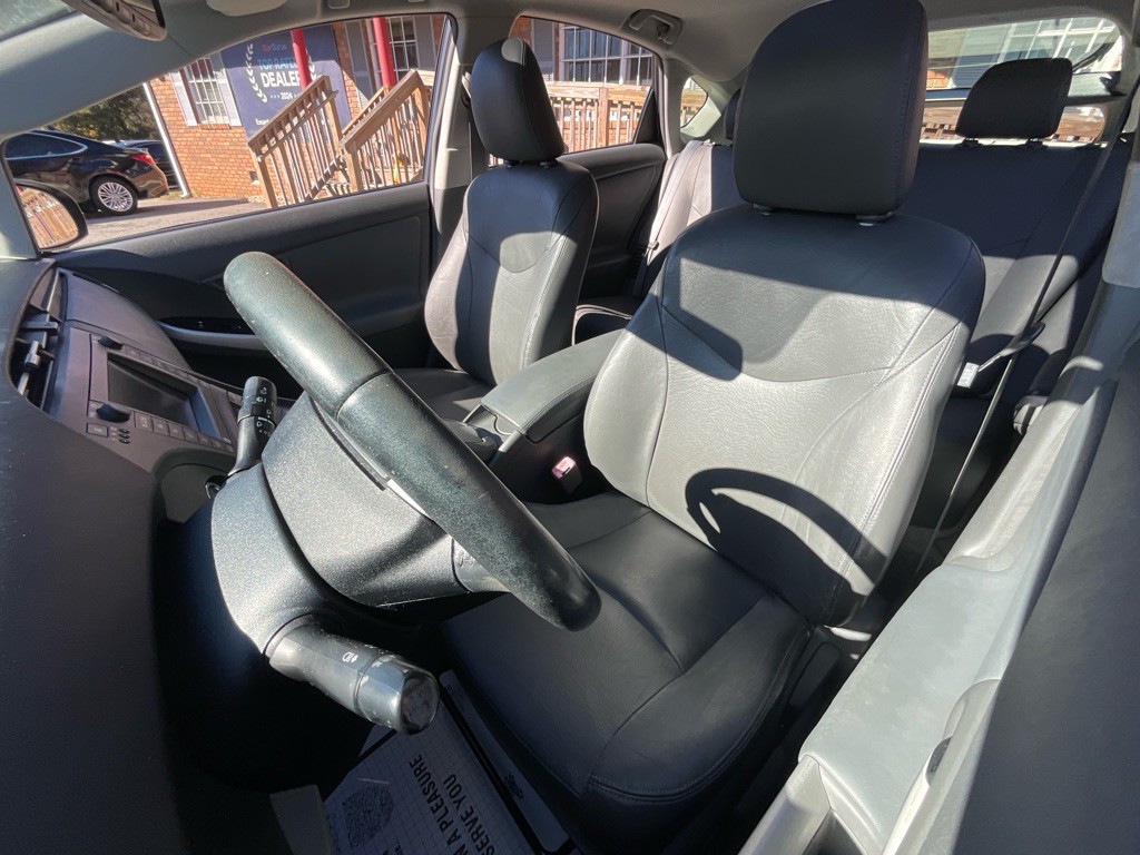 2010 Toyota Prius Image 17