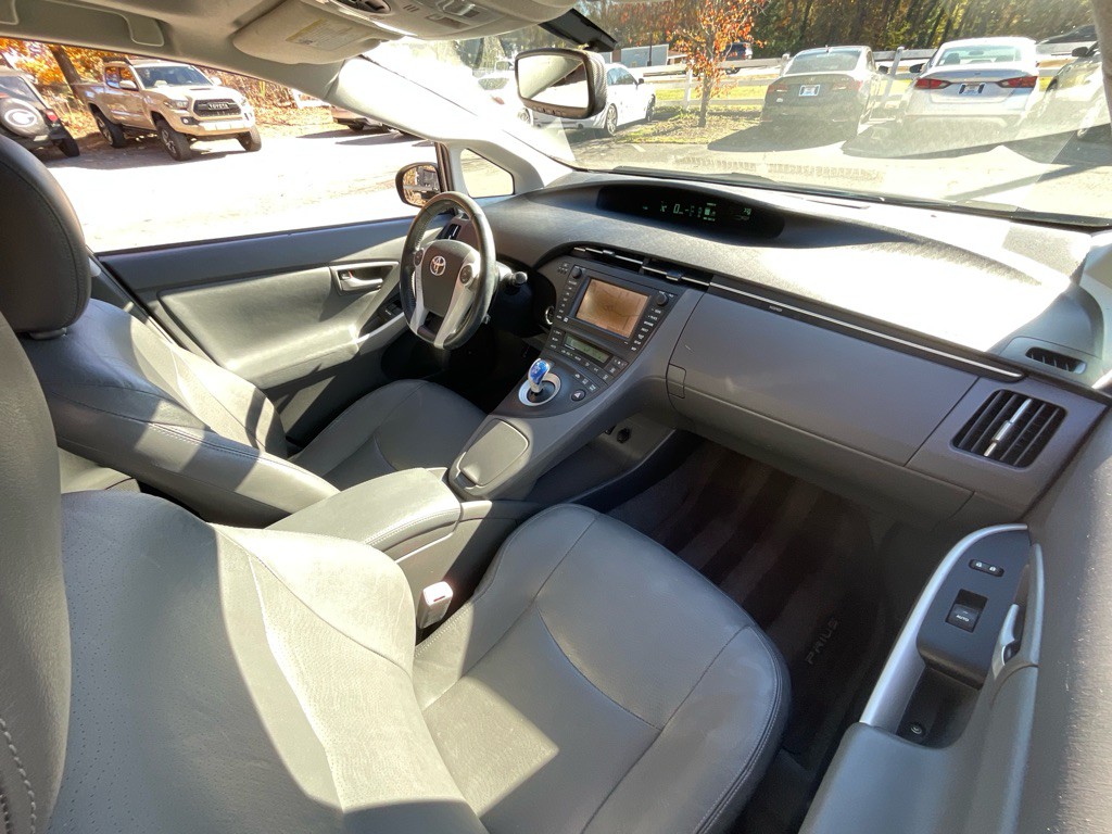 2010 Toyota Prius Image 19
