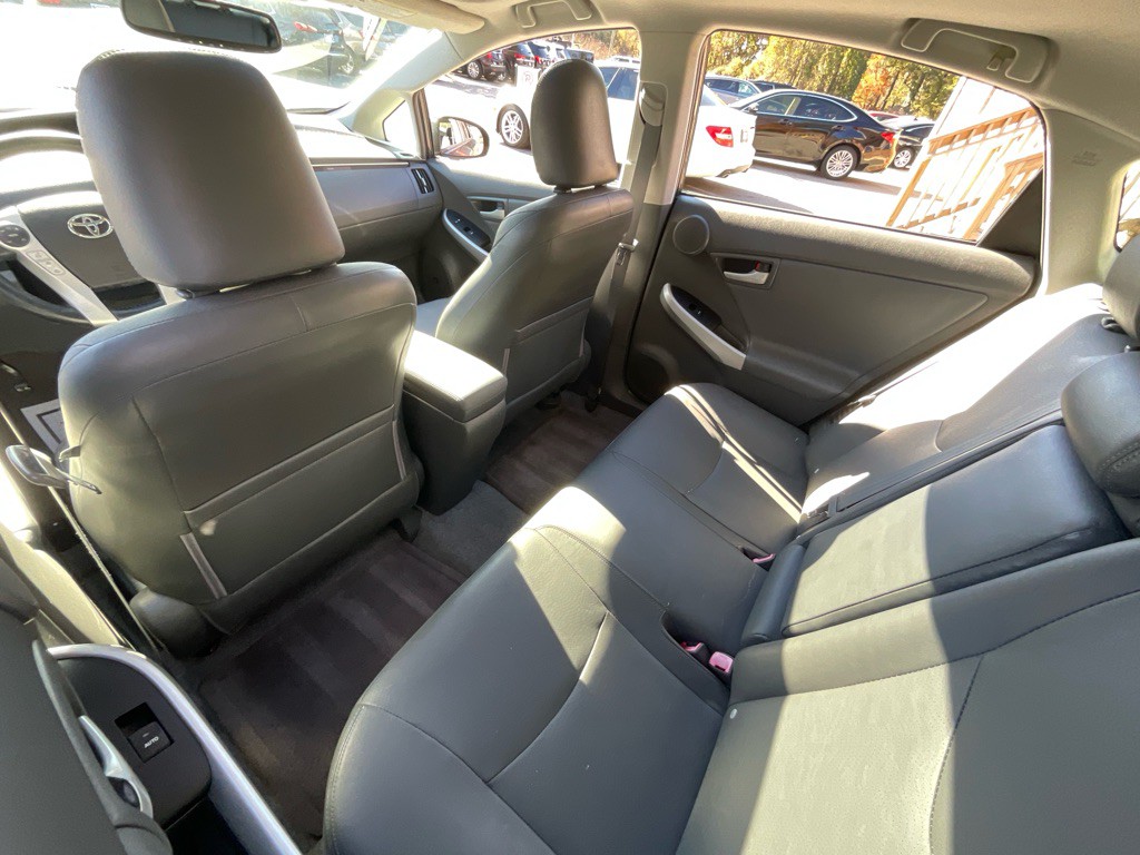 2010 Toyota Prius Image 31