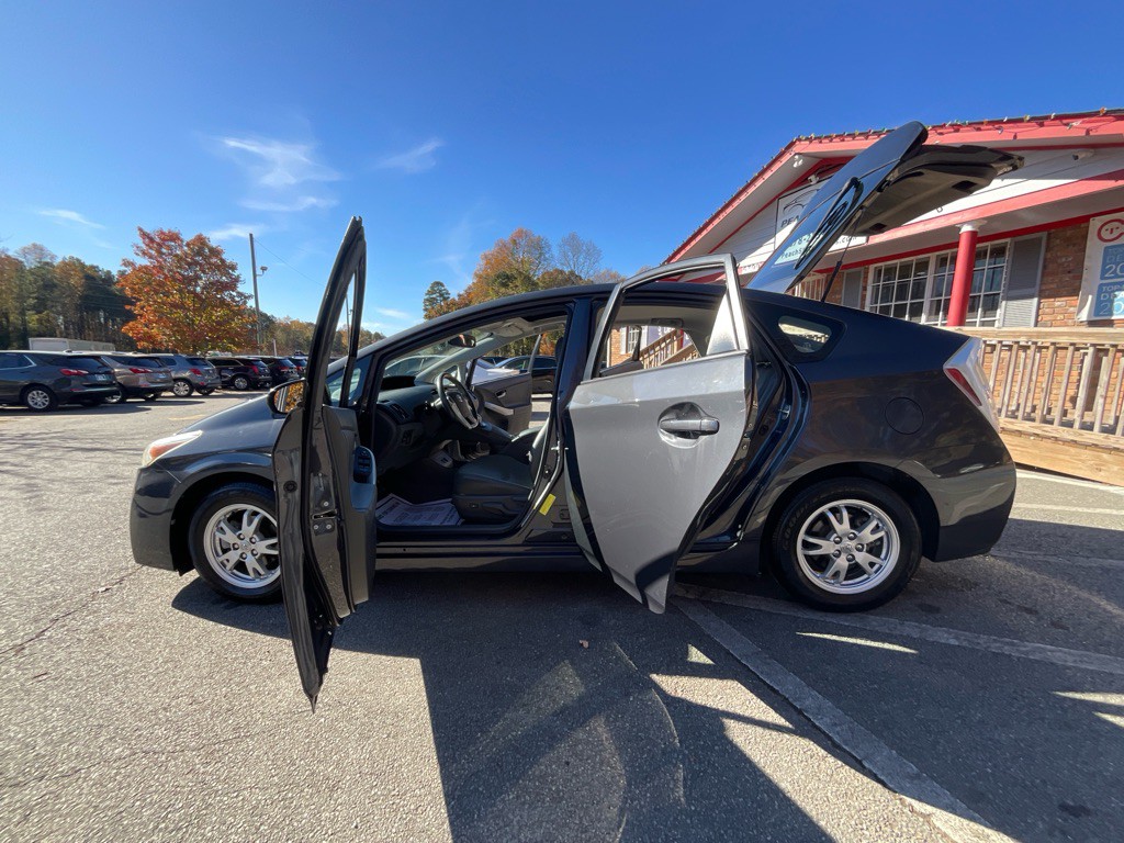 2010 Toyota Prius Image 38
