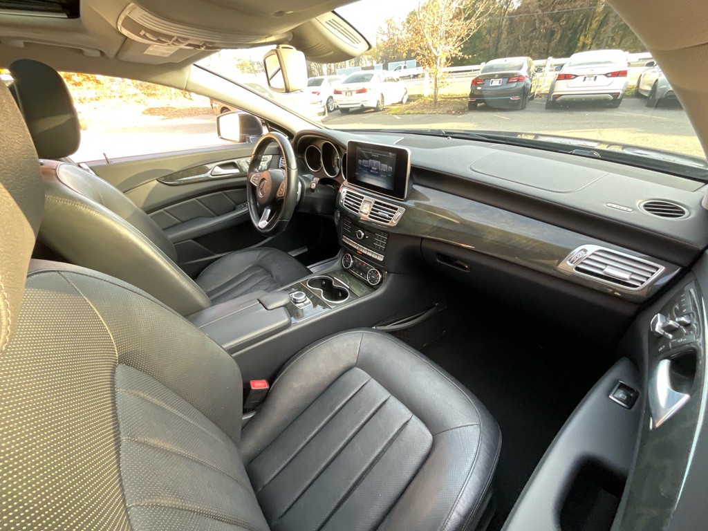2016 Mercedes-Benz CLS-Class Image 17