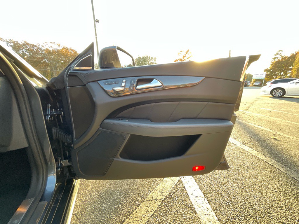 2016 Mercedes-Benz CLS-Class Image 45