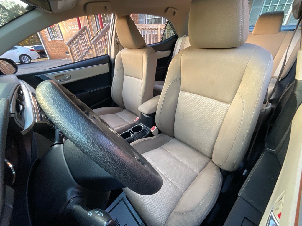 2014 Toyota Corolla Image 16