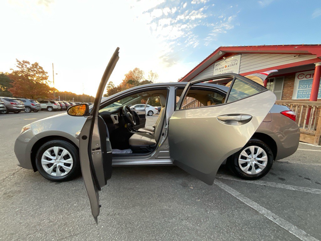 2014 Toyota Corolla Image 31