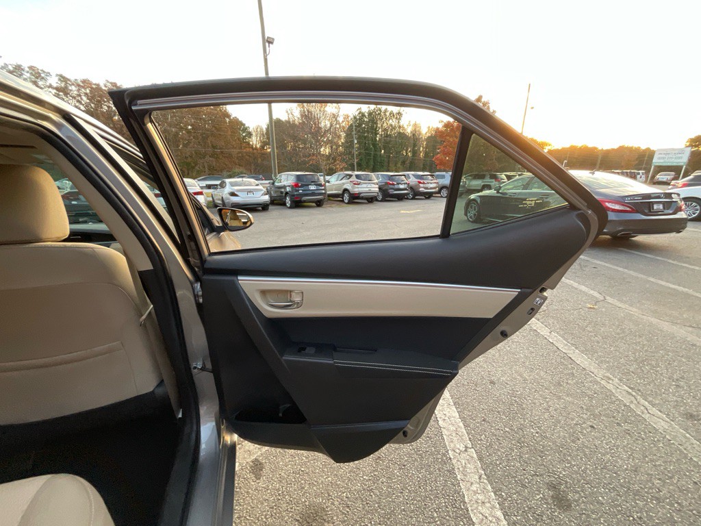 2014 Toyota Corolla Image 38