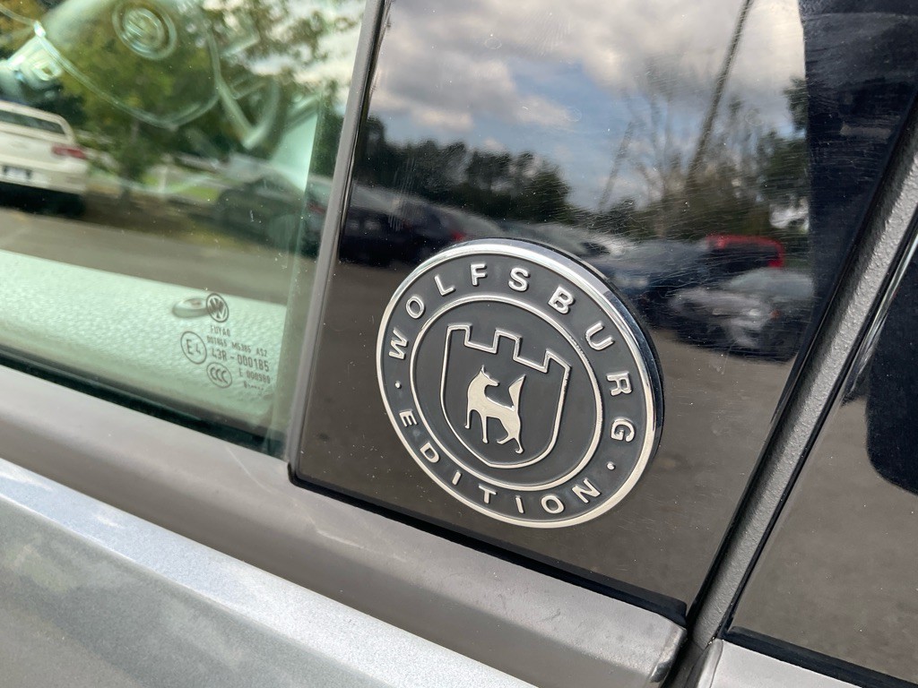 2019 Volkswagen Passat Image 11