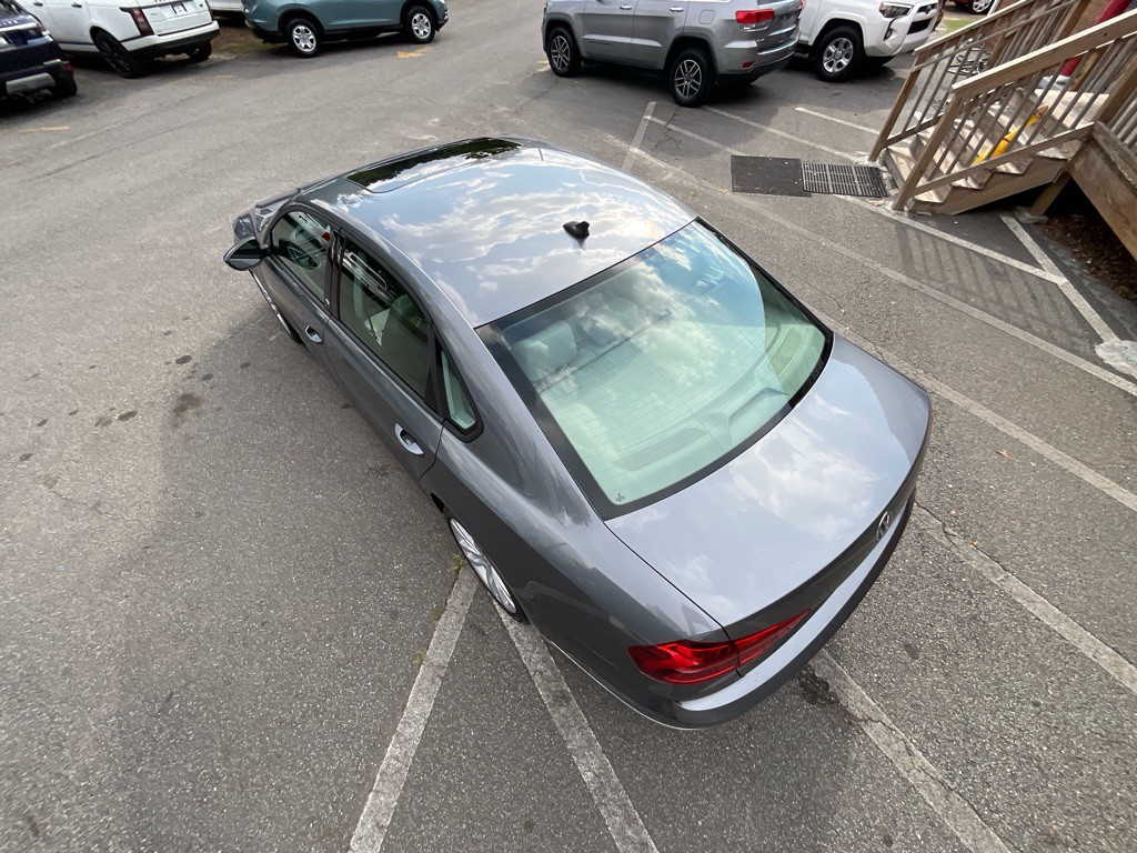 2019 Volkswagen Passat Image 12