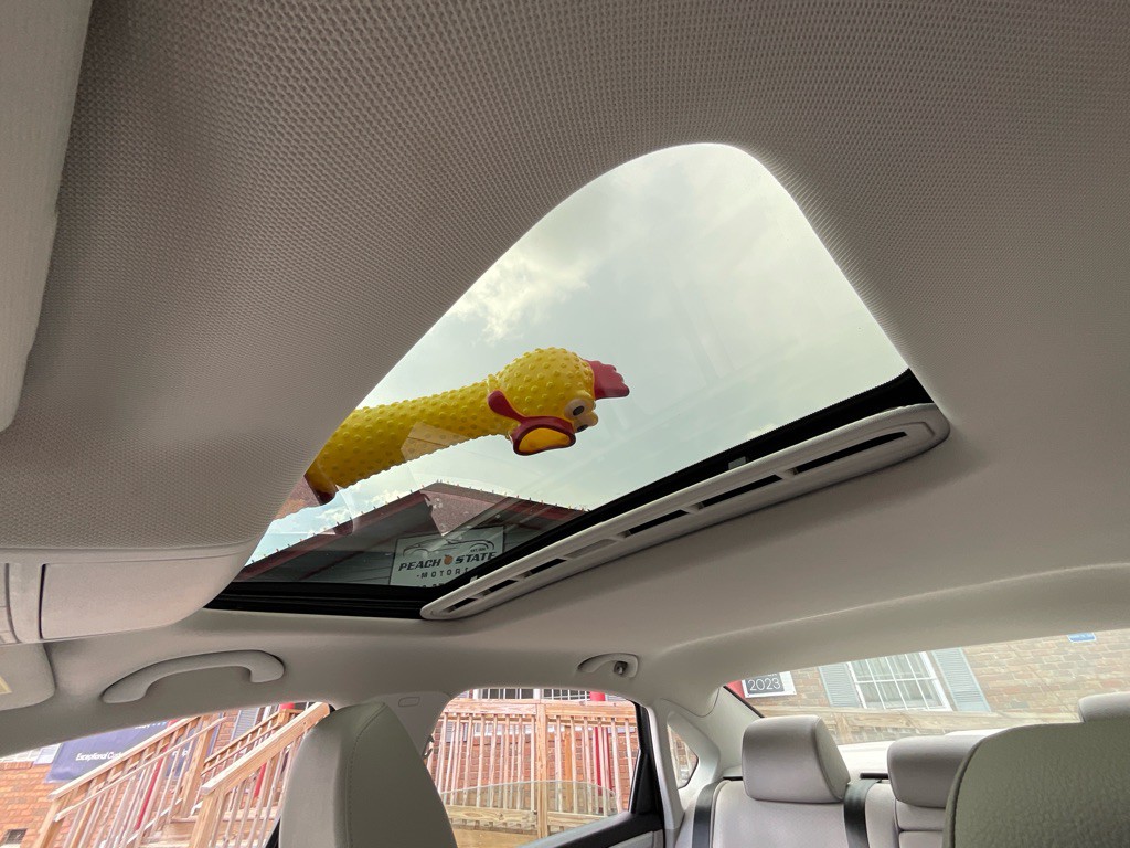 2019 Volkswagen Passat Image 28