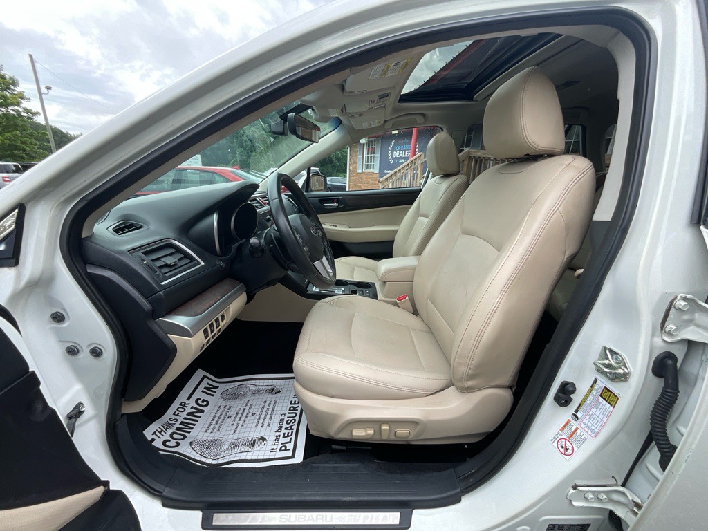 2017 Subaru Outback Image 15