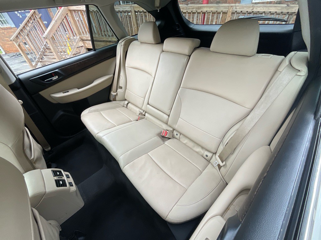 2017 Subaru Outback Image 31