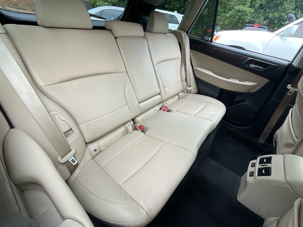 2017 Subaru Outback Image 34