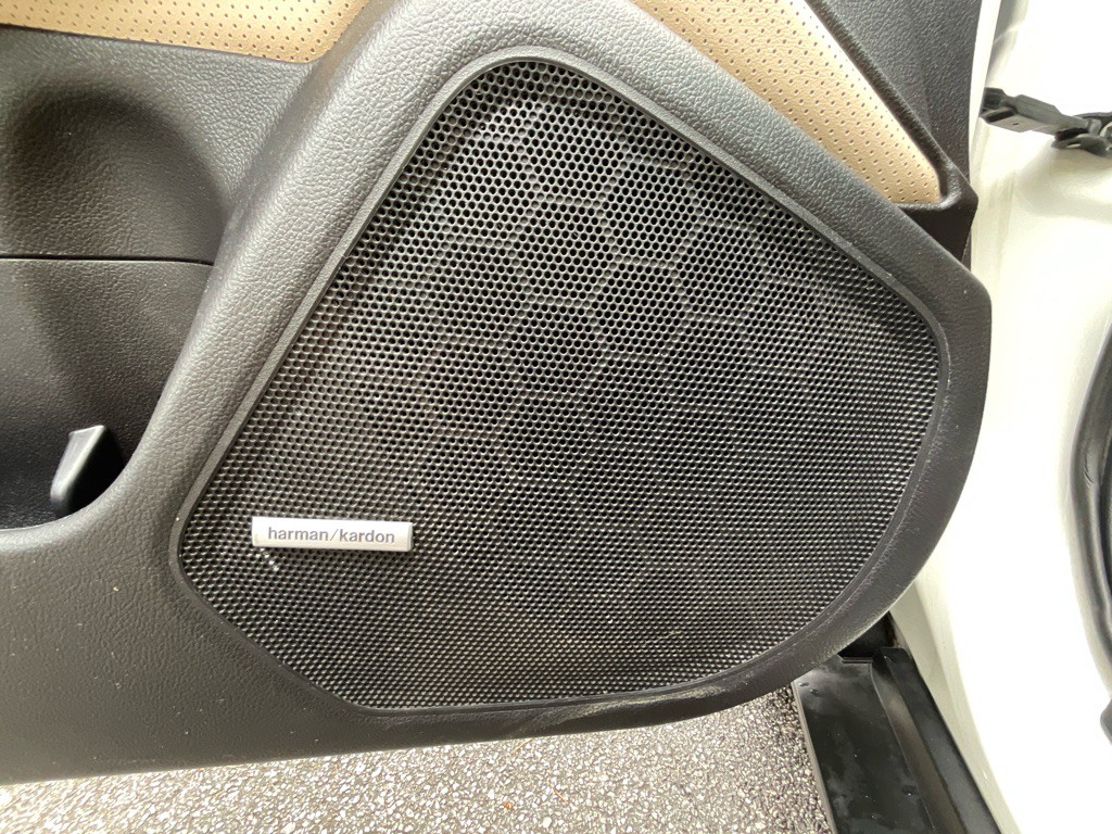 2017 Subaru Outback Image 44