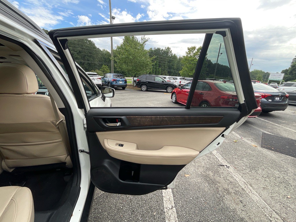 2017 Subaru Outback Image 48