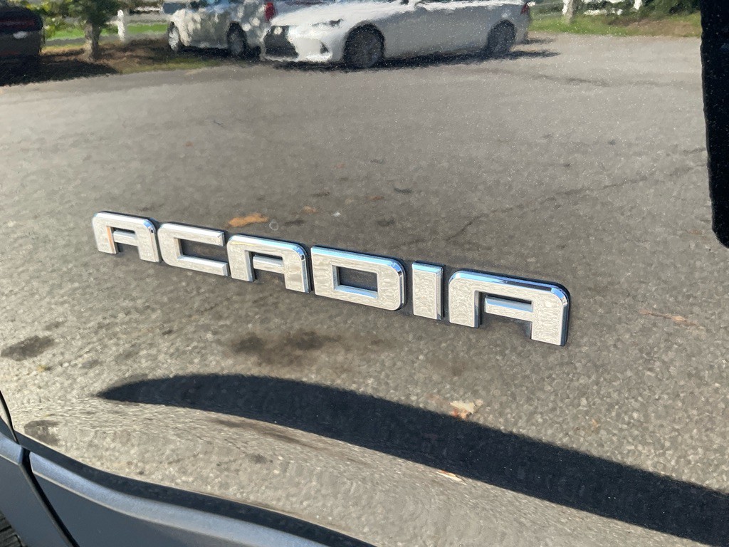 2017 GMC Acadia Image 11