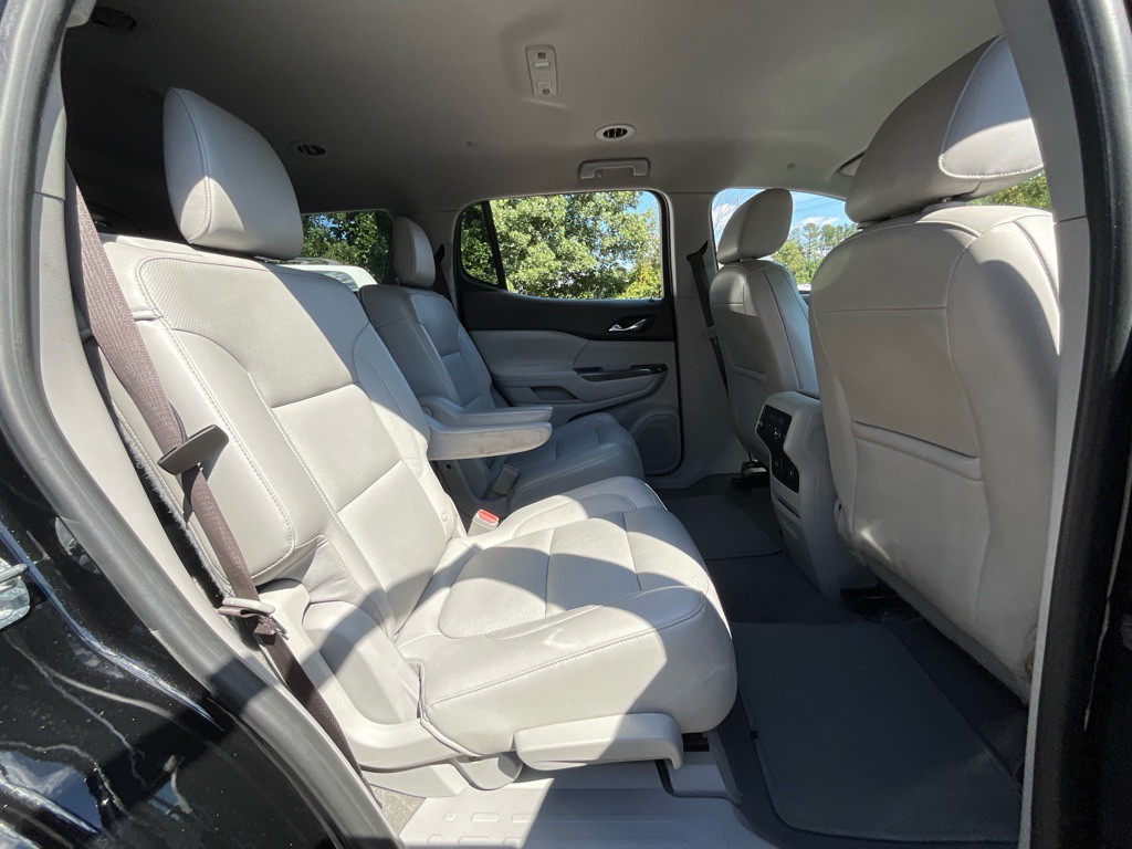 2017 GMC Acadia Image 30