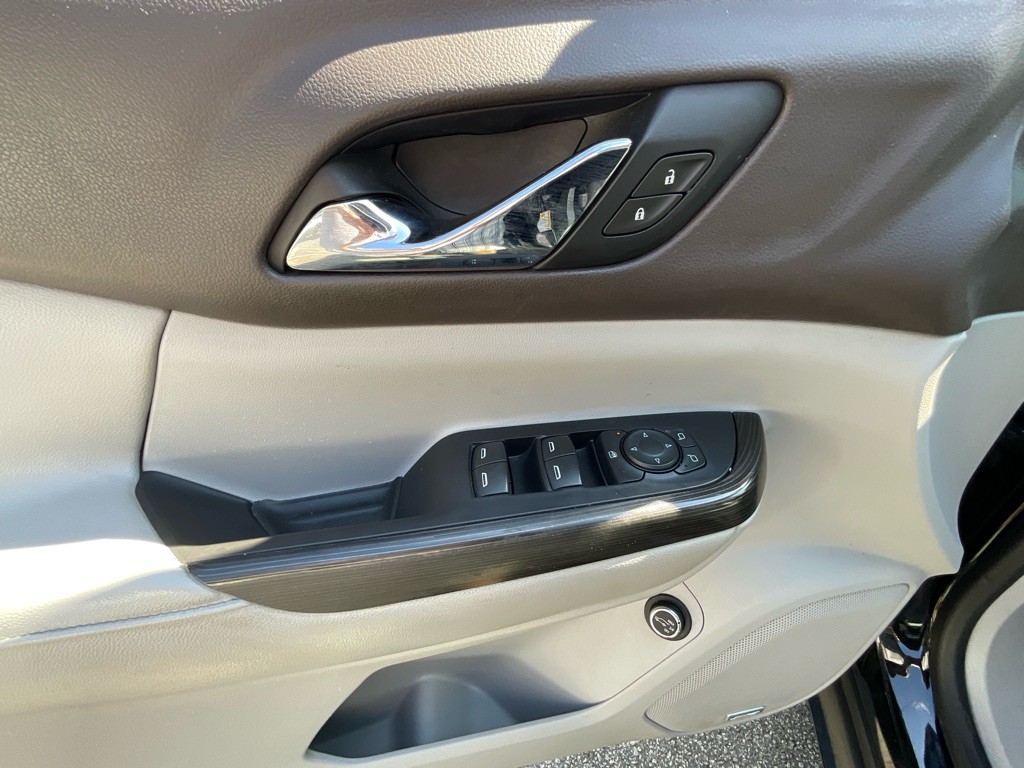 2017 GMC Acadia Image 42