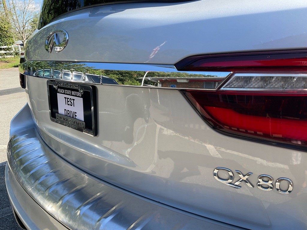 2020 INFINITI QX80 Image 9