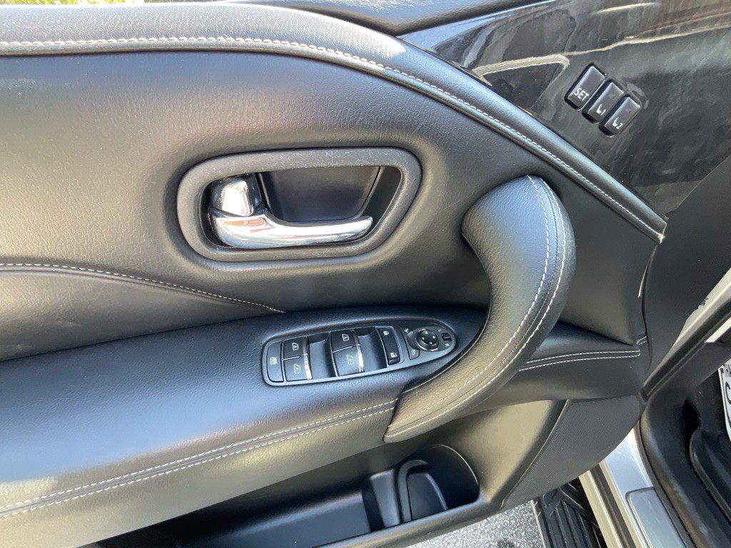 2020 INFINITI QX80 Image 45