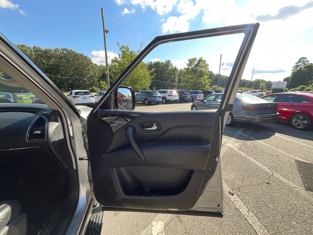 2020 INFINITI QX80 Image 48