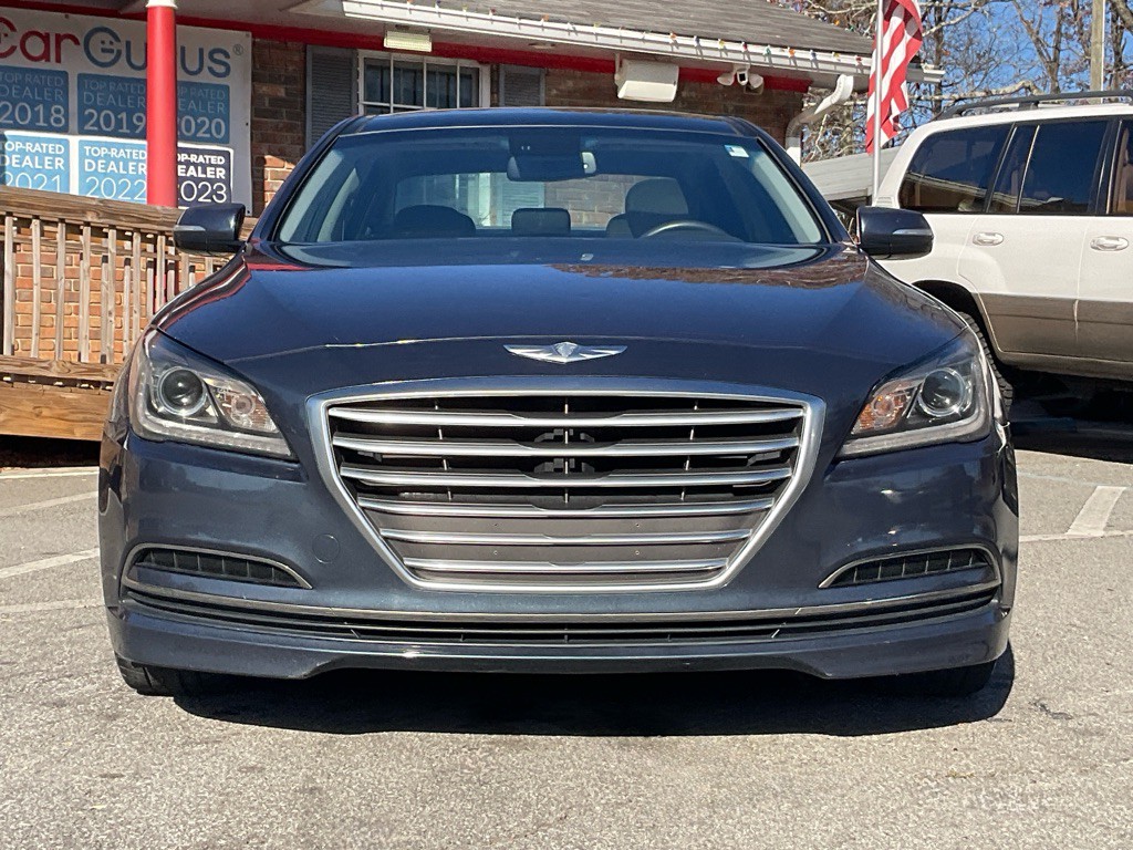 2015 Hyundai Genesis Image 2