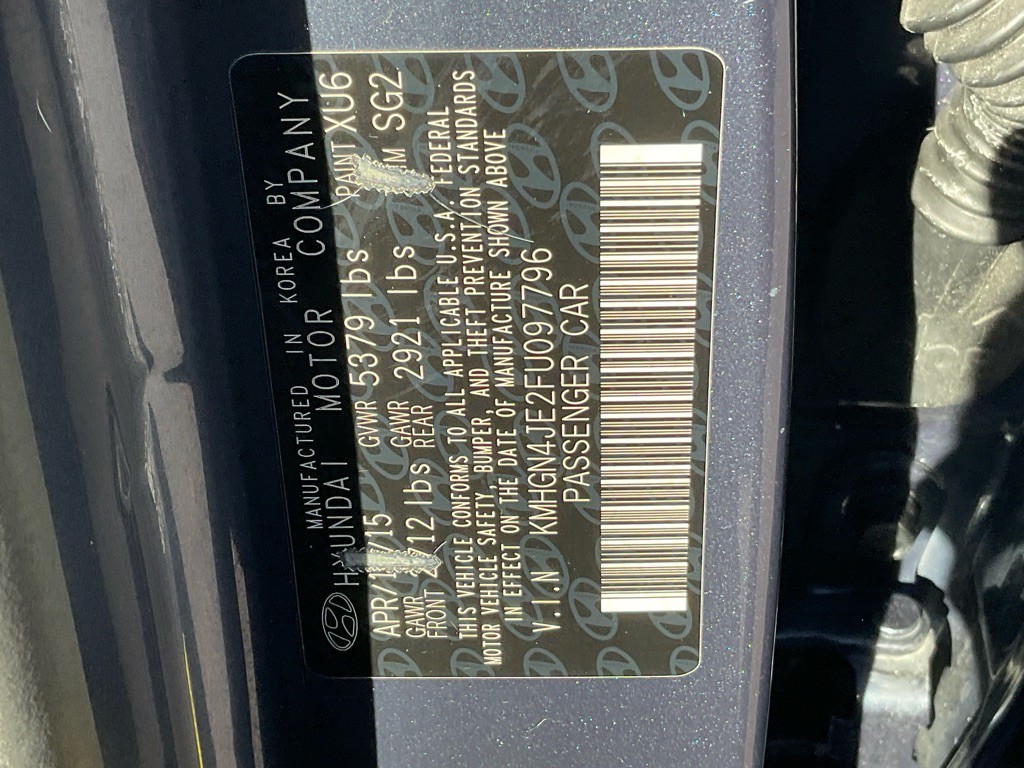 2015 Hyundai Genesis Image 48