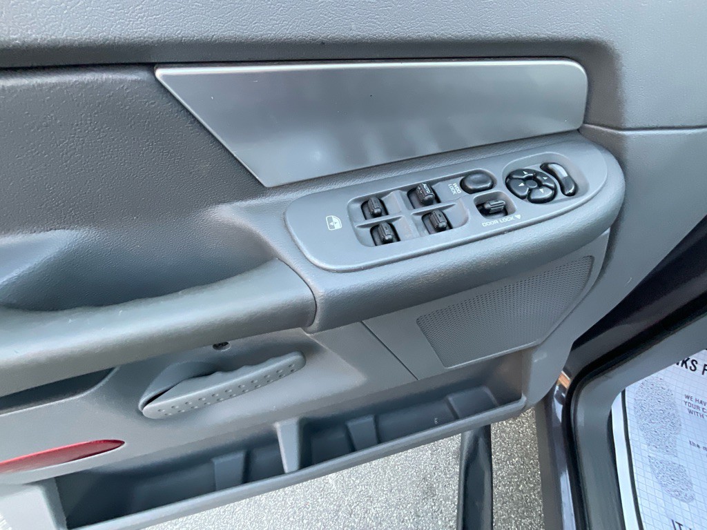 2007 Dodge Ram 1500 Image 35