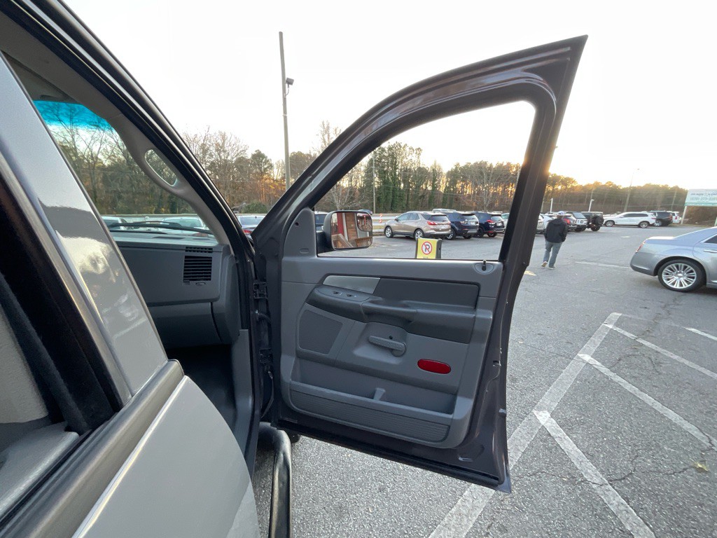 2007 Dodge Ram 1500 Image 38