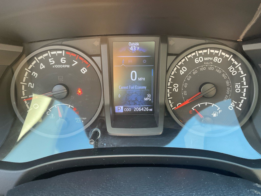 2021 Toyota Tacoma Image 25