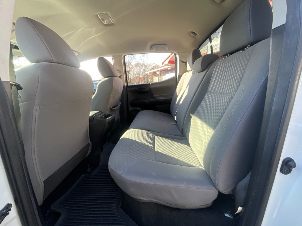 2021 Toyota Tacoma Image 27