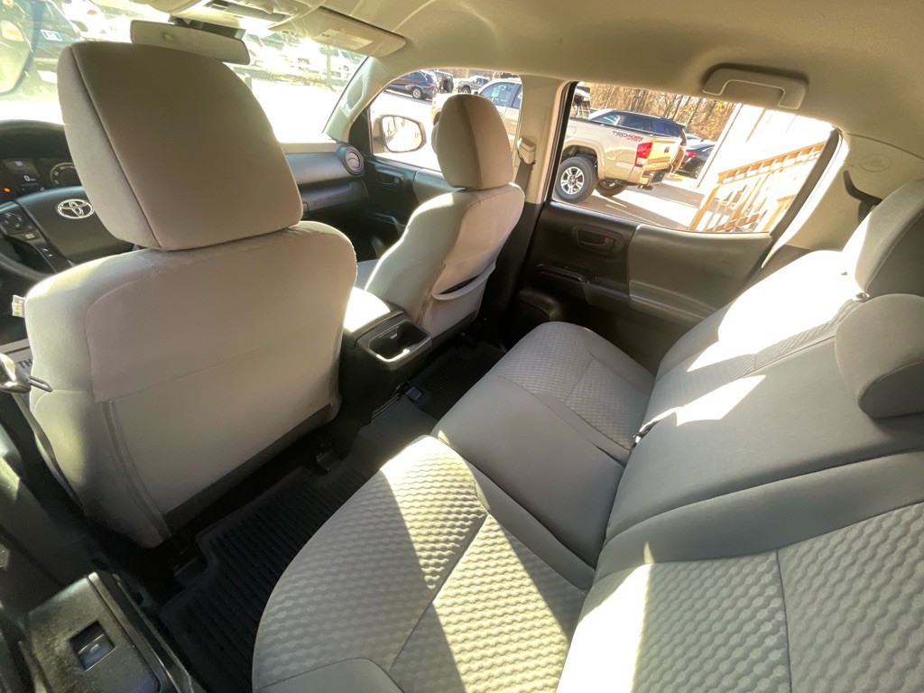 2021 Toyota Tacoma Image 28