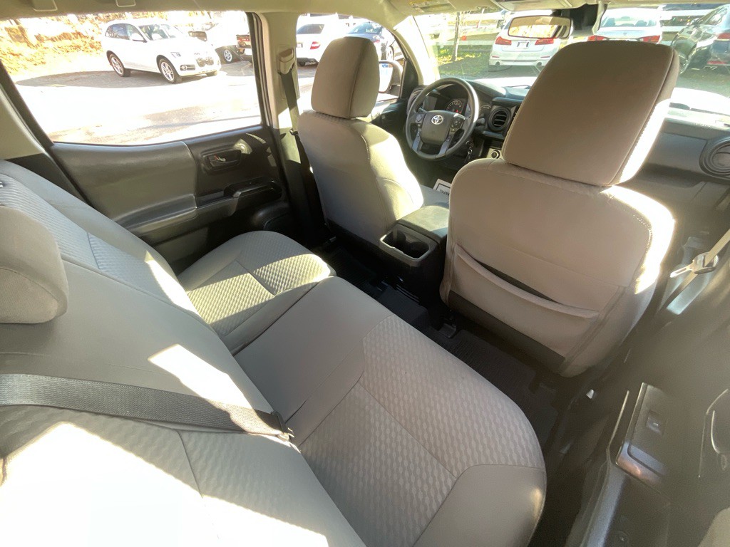 2021 Toyota Tacoma Image 31