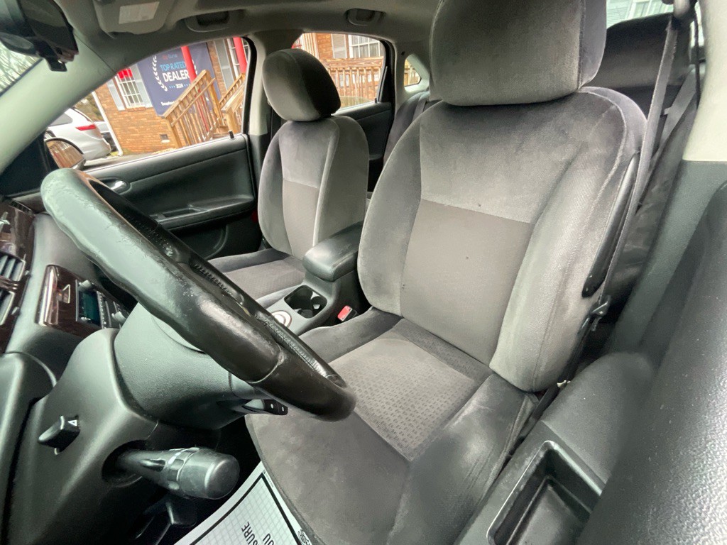 2013 Chevrolet Impala Image 16