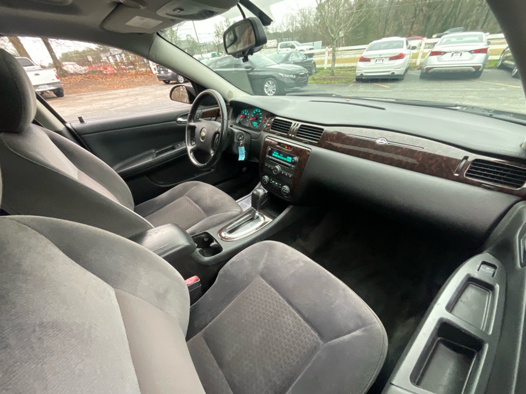 2013 Chevrolet Impala Image 18