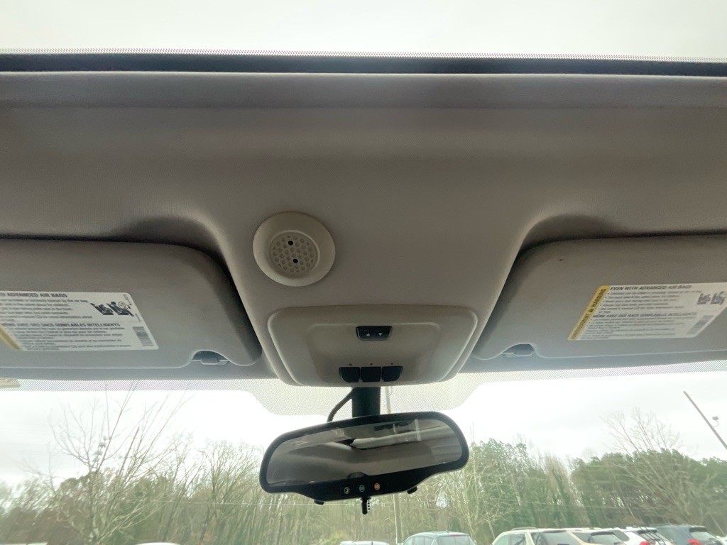 2013 Chevrolet Impala Image 25