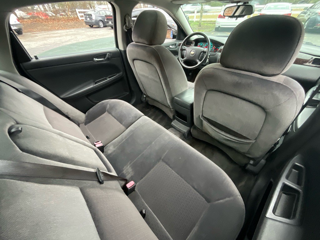 2013 Chevrolet Impala Image 31
