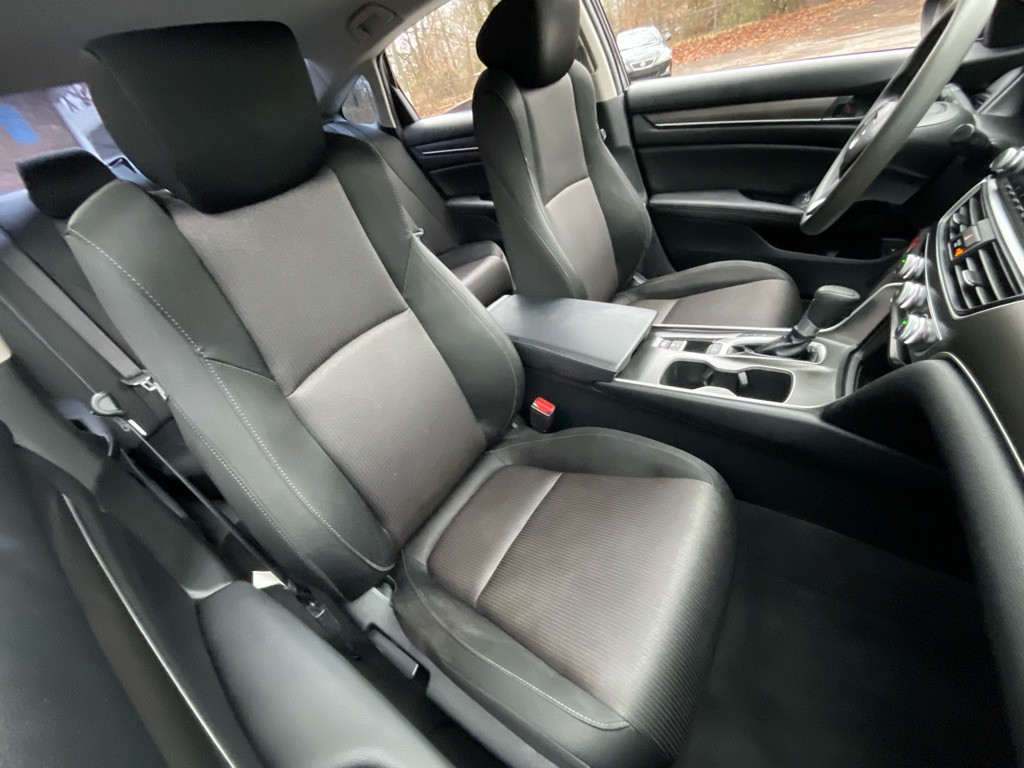 2020 Honda Accord Image 18