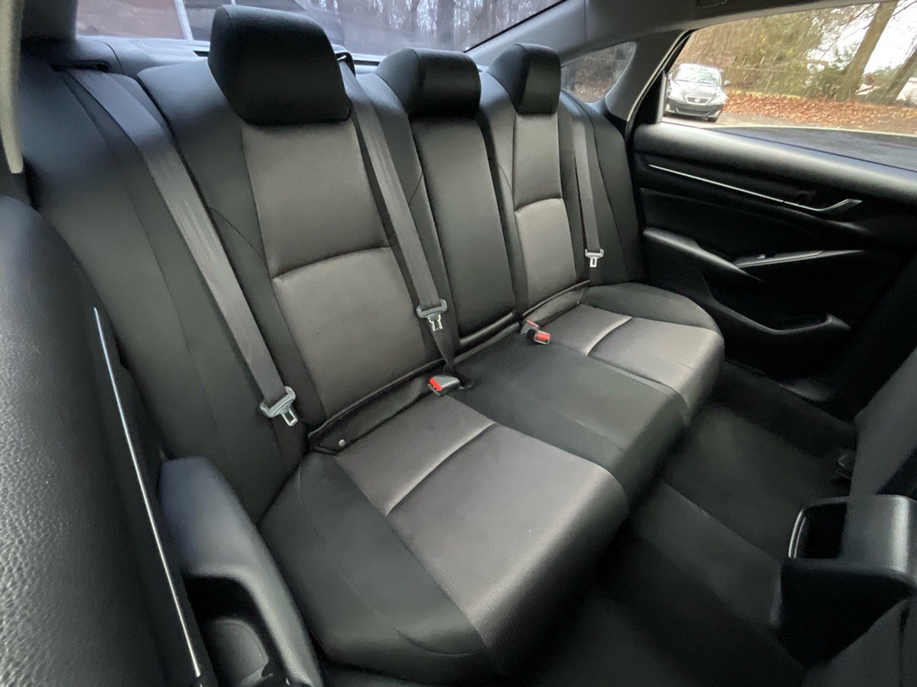 2020 Honda Accord Image 31