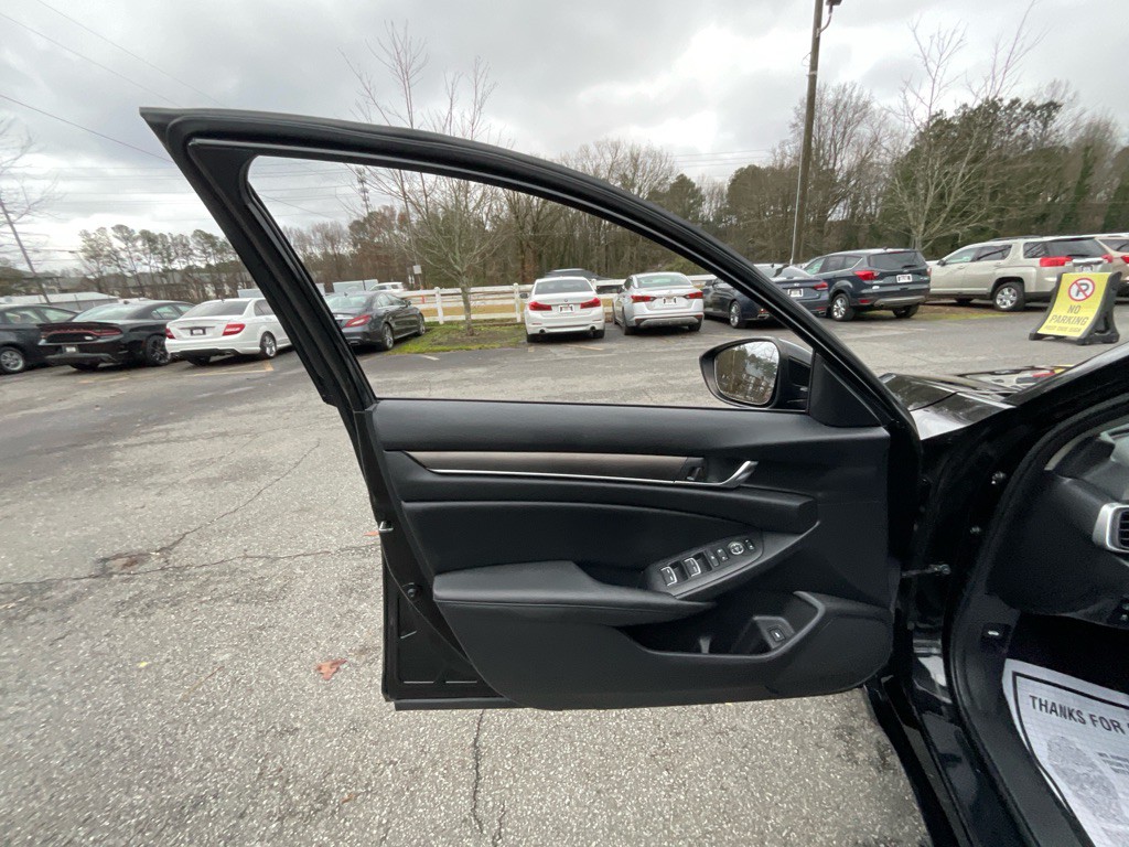 2020 Honda Accord Image 36