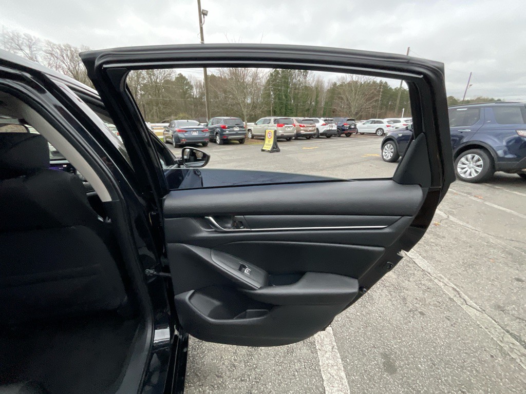 2020 Honda Accord Image 41